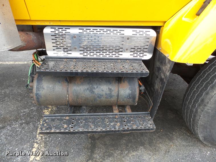 image for item K3278 2006 International 7400 dump truck