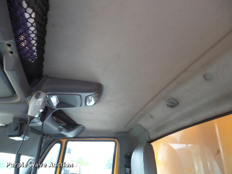 image for item K3278 2006 International 7400 dump truck