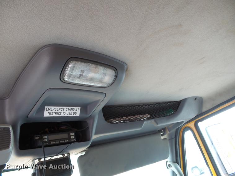 image for item K3278 2006 International 7400 dump truck