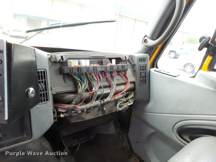 image for item K3278 2006 International 7400 dump truck