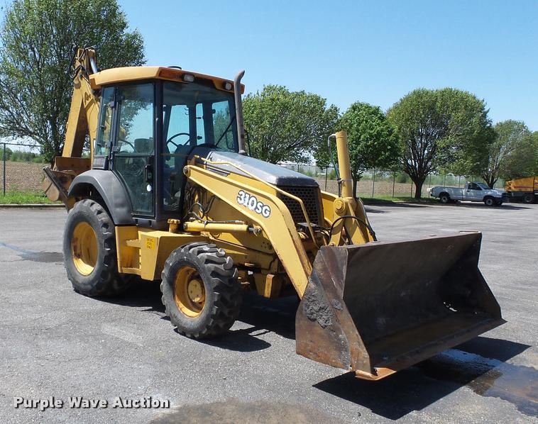image for item K3279 2002 John Deere 310SG backhoe