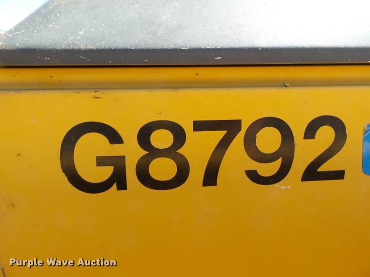 image for item K3279 2002 John Deere 310SG backhoe