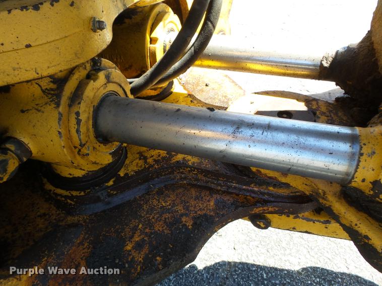 image for item K3279 2002 John Deere 310SG backhoe