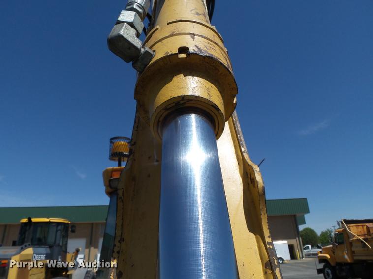 image for item K3279 2002 John Deere 310SG backhoe