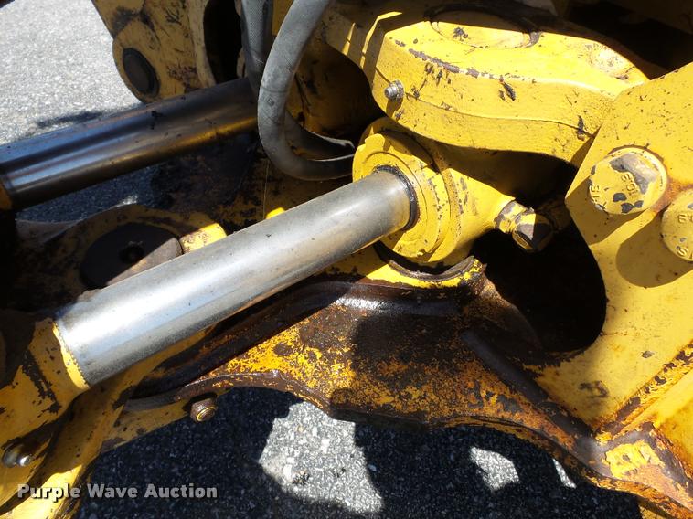 image for item K3279 2002 John Deere 310SG backhoe