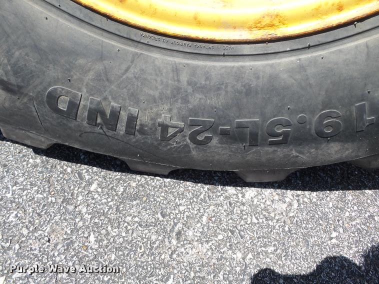 image for item K3279 2002 John Deere 310SG backhoe