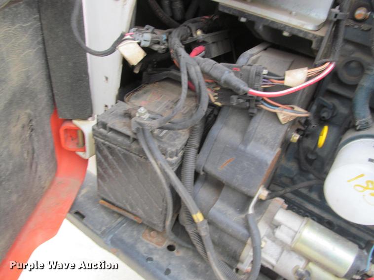 image for item K4759 2012 Bobcat S850 skid steer