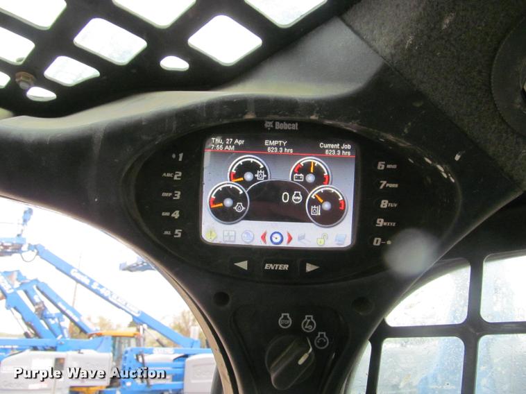 image for item K4768 2012 Bobcat S750 skid steer