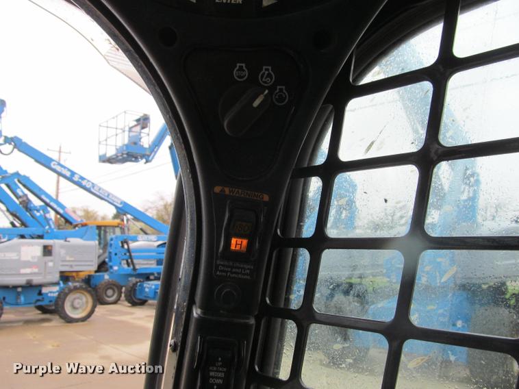 image for item K4768 2012 Bobcat S750 skid steer