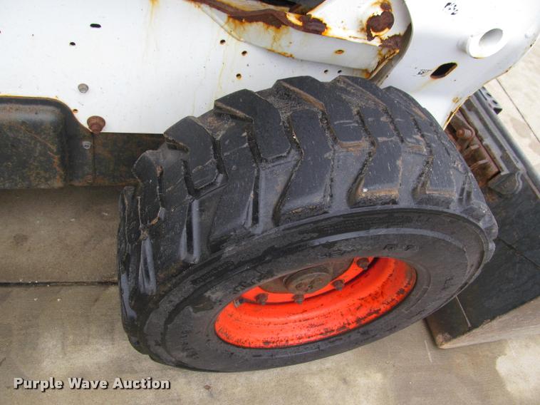 image for item K4768 2012 Bobcat S750 skid steer