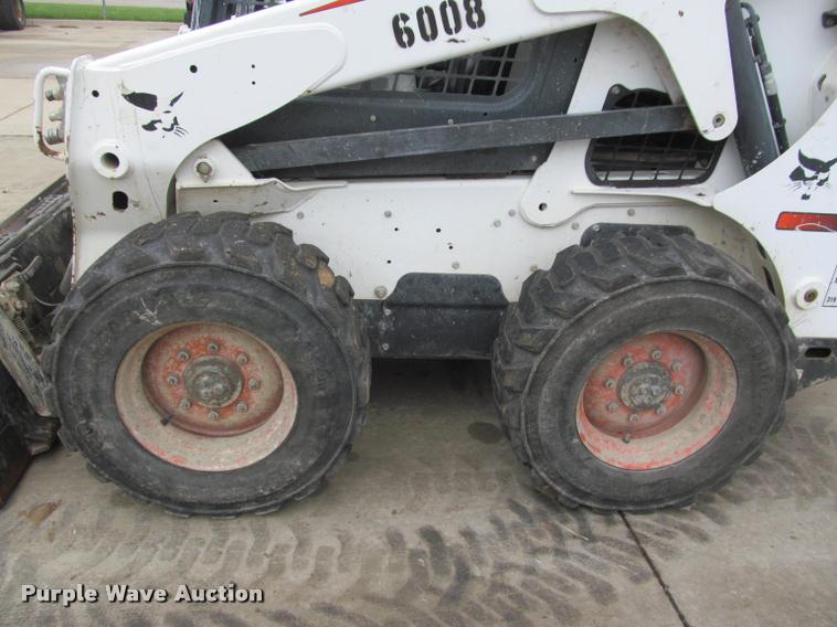 image for item K4771 2011 Bobcat S650 skid steer