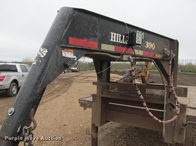image for item K4775 1999 Hillsboro 326-TD-BT equipment trailer