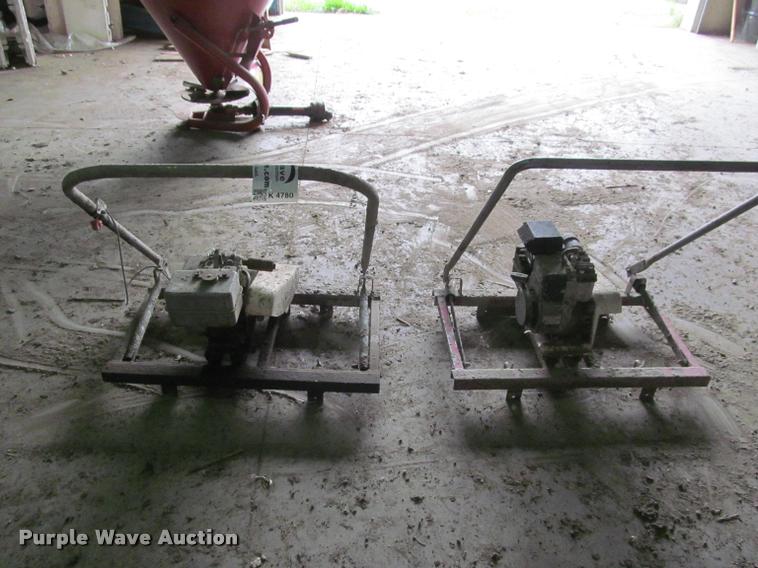 image for item K4780 (2) vibratory screeds
