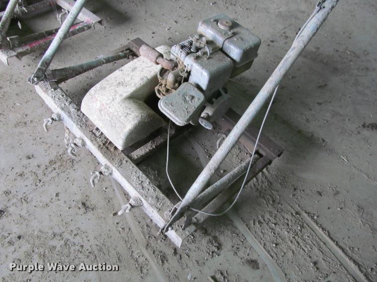 image for item K4780 (2) vibratory screeds