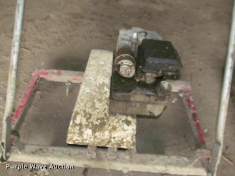 image for item K4780 (2) vibratory screeds