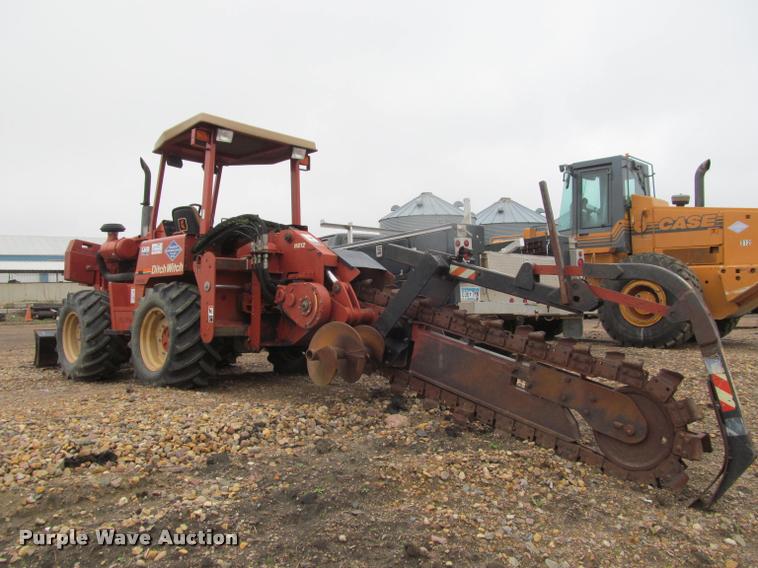image for item K4783 2001 Ditch Witch 8020T trencher