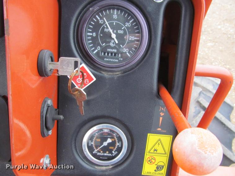 image for item K4783 2001 Ditch Witch 8020T trencher