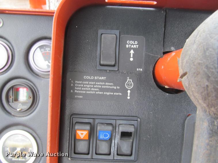 image for item K4783 2001 Ditch Witch 8020T trencher