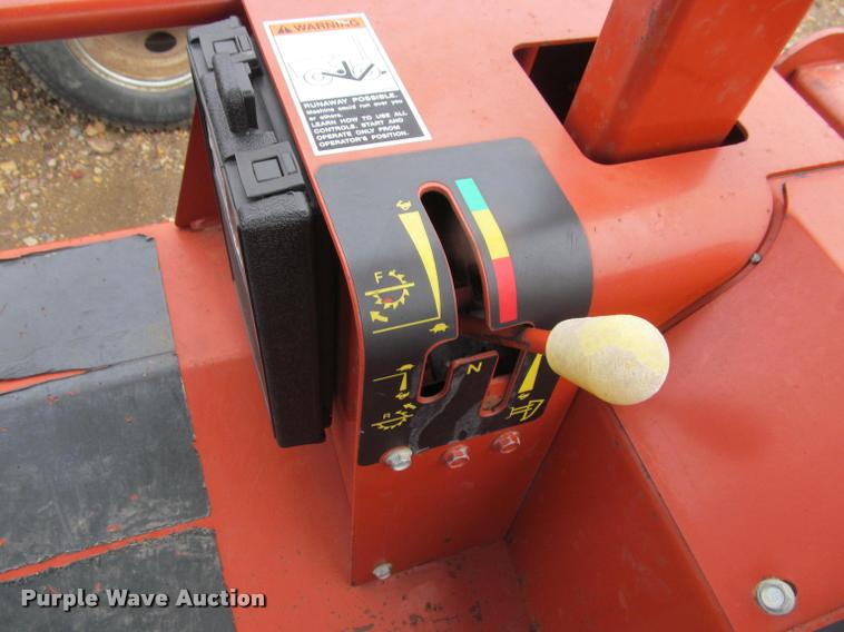 image for item K4783 2001 Ditch Witch 8020T trencher