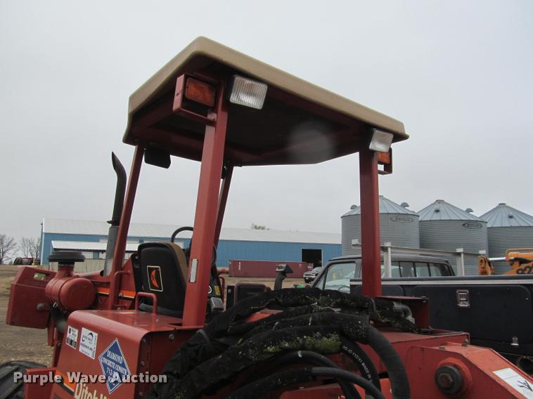 image for item K4783 2001 Ditch Witch 8020T trencher