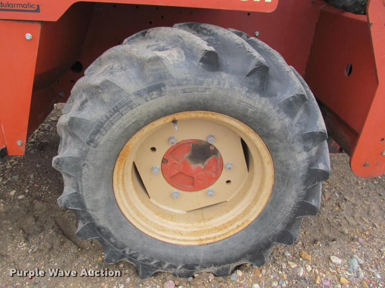 image for item K4783 2001 Ditch Witch 8020T trencher