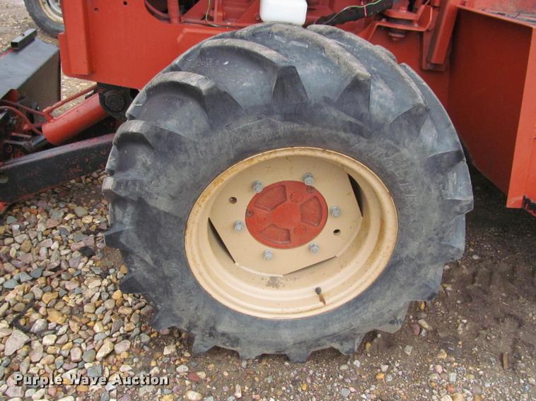 image for item K4783 2001 Ditch Witch 8020T trencher