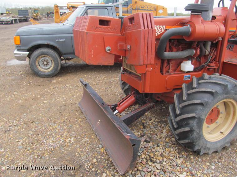 image for item K4783 2001 Ditch Witch 8020T trencher