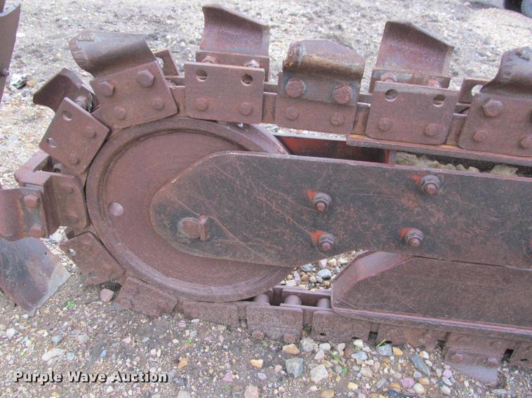 image for item K4783 2001 Ditch Witch 8020T trencher