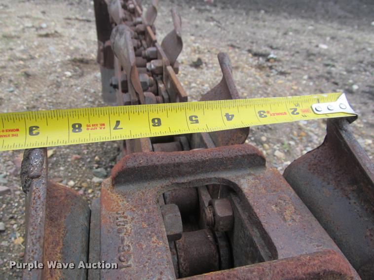 image for item K4783 2001 Ditch Witch 8020T trencher