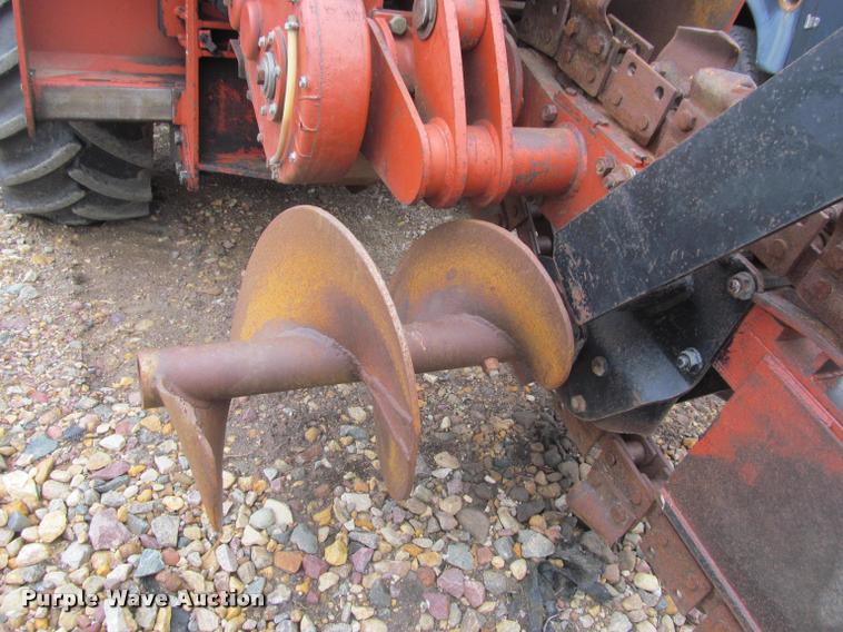 image for item K4783 2001 Ditch Witch 8020T trencher