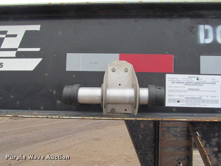 image for item K4784 2003 Dressen 830GBT-20 equipment trailer