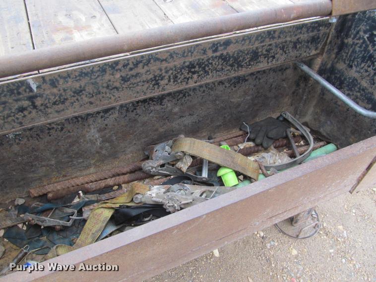 image for item K4784 2003 Dressen 830GBT-20 equipment trailer