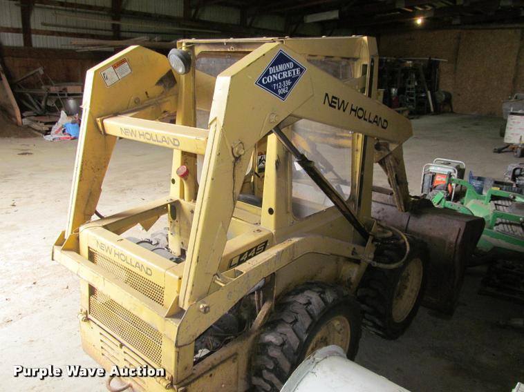 image for item K4793 New Holland L445 skid steer