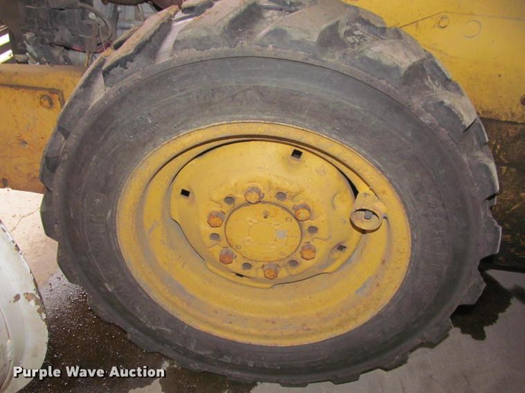 image for item K4793 New Holland L445 skid steer