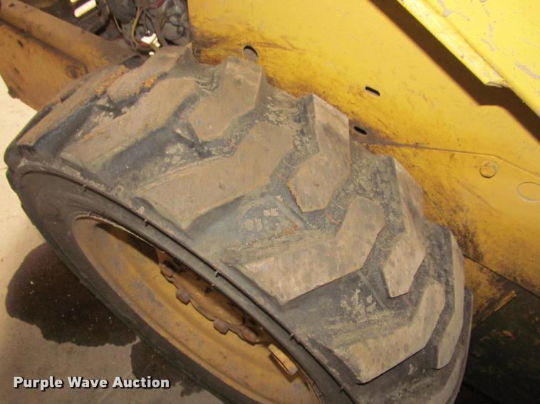 image for item K4793 New Holland L445 skid steer