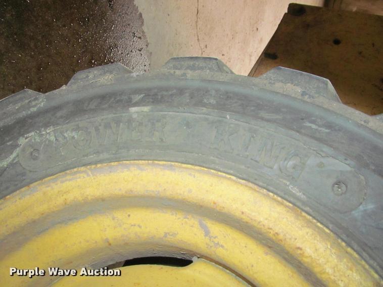 image for item K4793 New Holland L445 skid steer