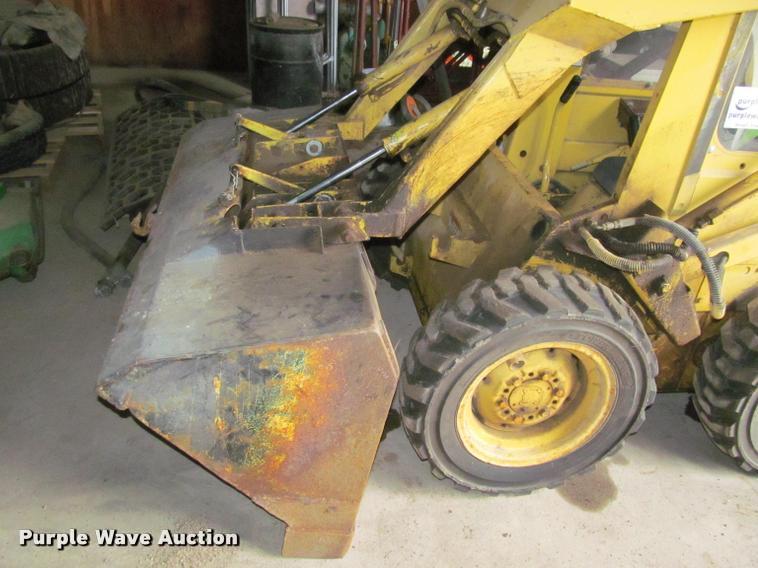image for item K4793 New Holland L445 skid steer