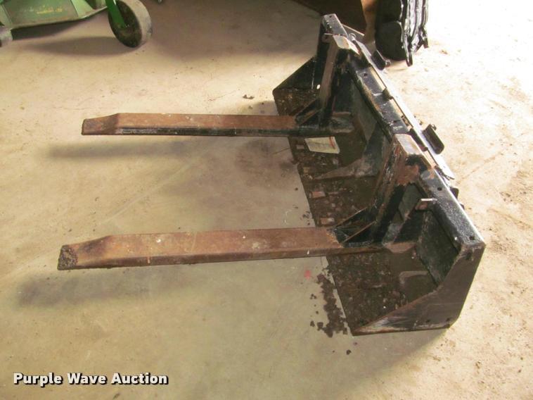 image for item K4793 New Holland L445 skid steer