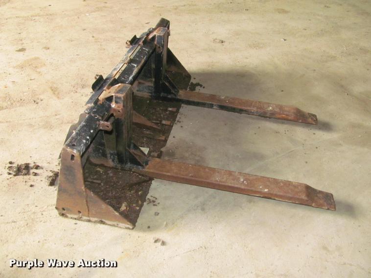 image for item K4793 New Holland L445 skid steer