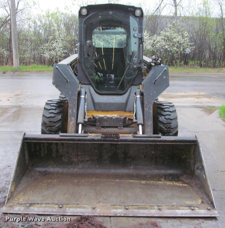 image for item K4794 2012 John Deere 326D skid steer