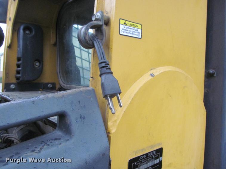 image for item K4794 2012 John Deere 326D skid steer
