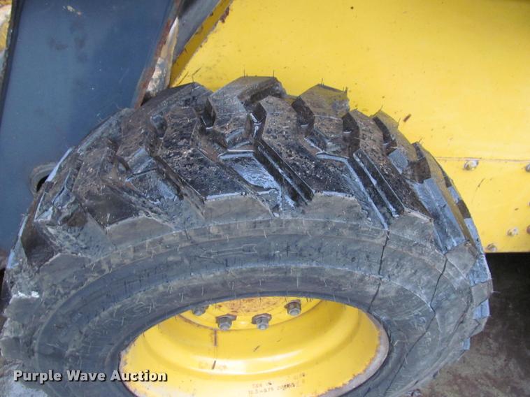 image for item K4794 2012 John Deere 326D skid steer