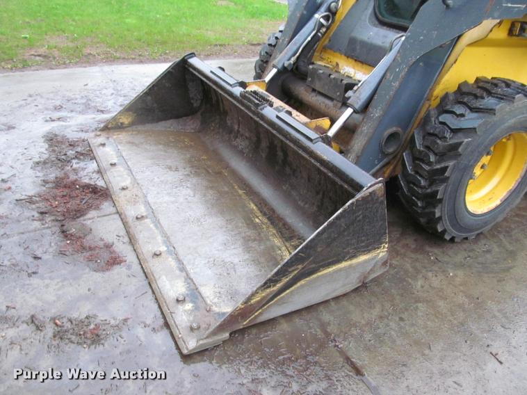 image for item K4794 2012 John Deere 326D skid steer