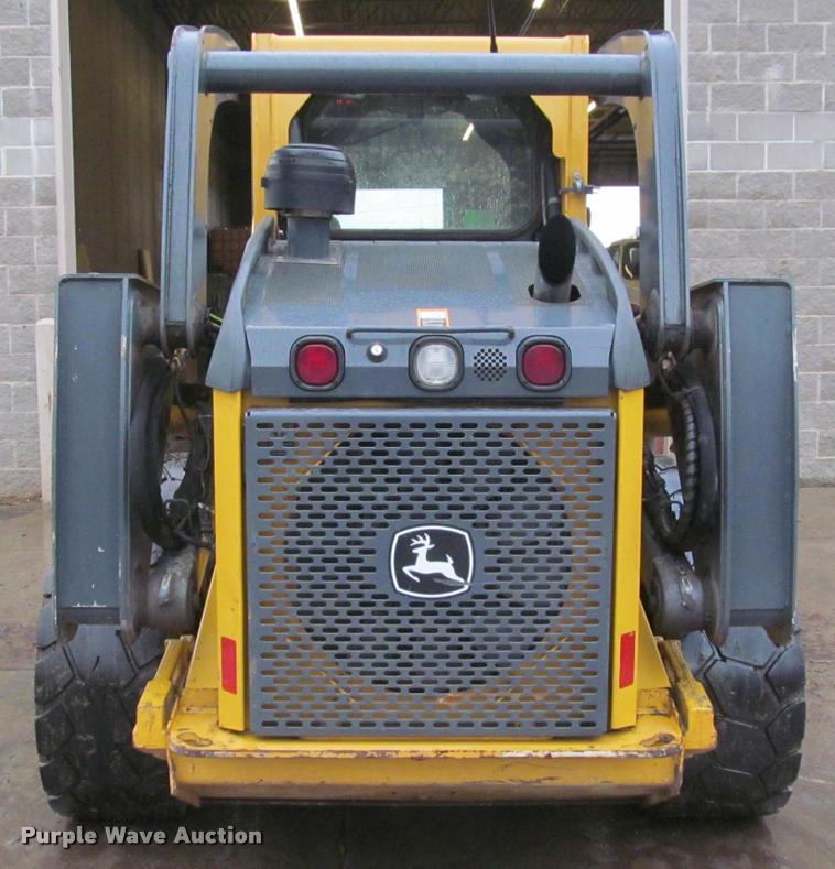 image for item K4795 2011 John Deere 332D skid steer