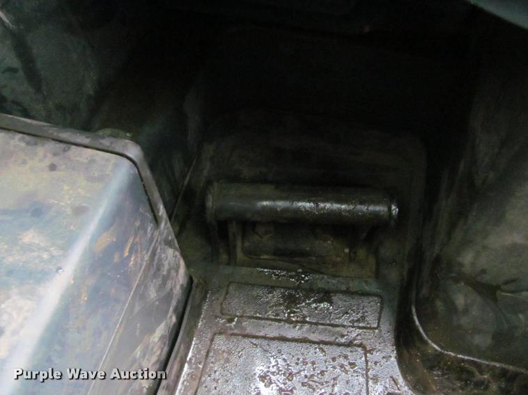 image for item K4795 2011 John Deere 332D skid steer