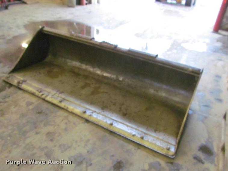 image for item K4795 2011 John Deere 332D skid steer