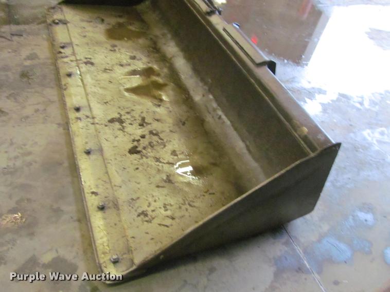 image for item K4795 2011 John Deere 332D skid steer