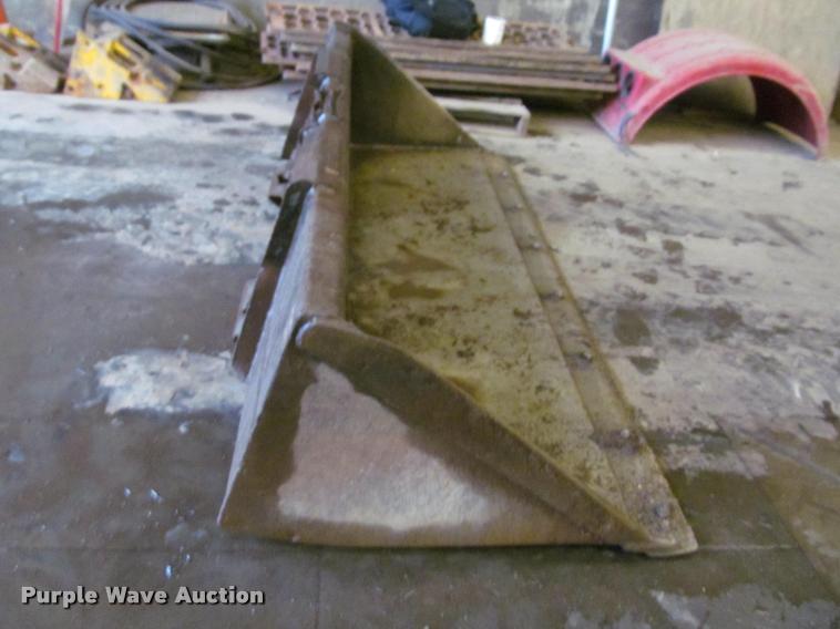 image for item K4795 2011 John Deere 332D skid steer