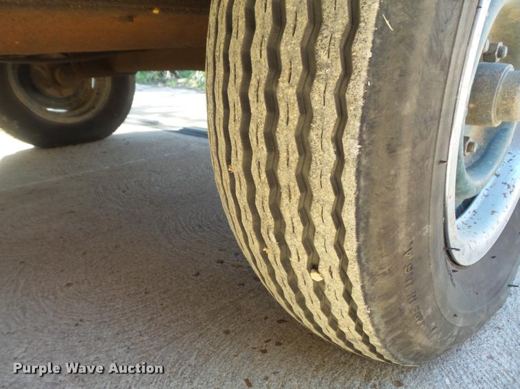 image for item K7649 1997 Ingersoll Rand P100WJD air compressor