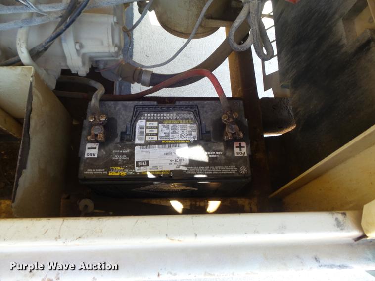 image for item K7649 1997 Ingersoll Rand P100WJD air compressor